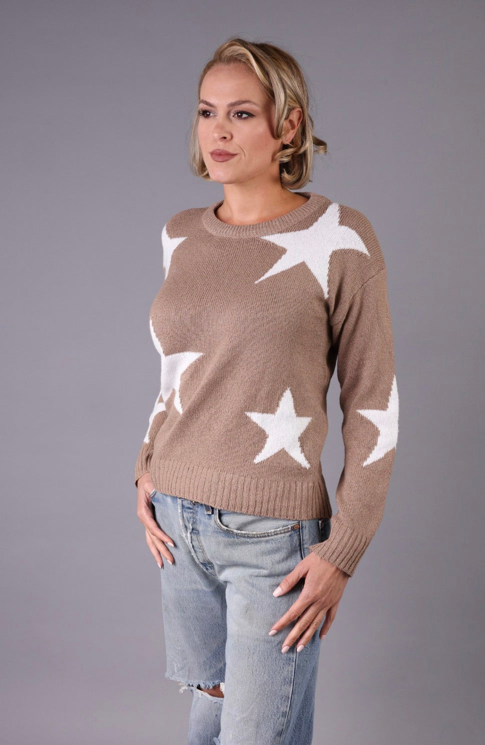 FEQ Star Sweater - Beige