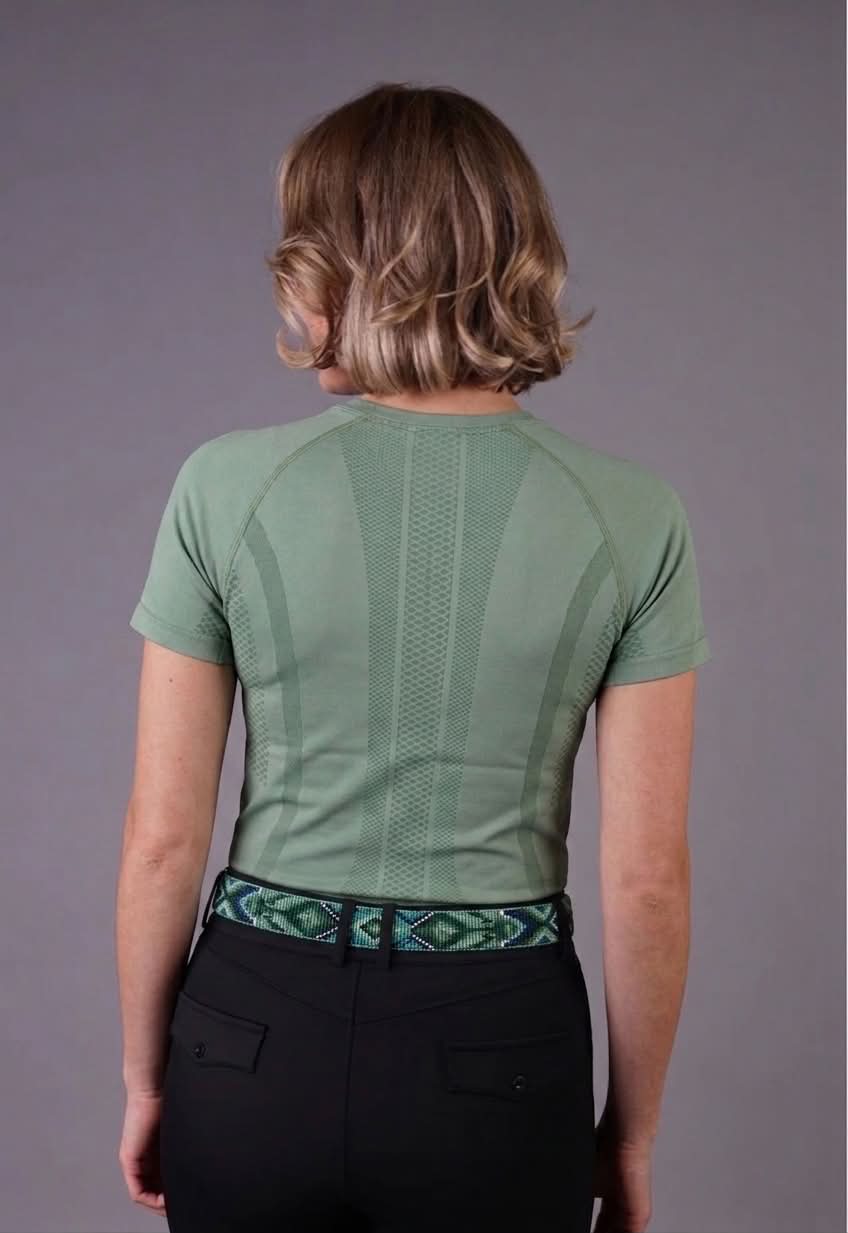 EQUITHÈME  Elena Seamless Short Sleeve Riding Shirt