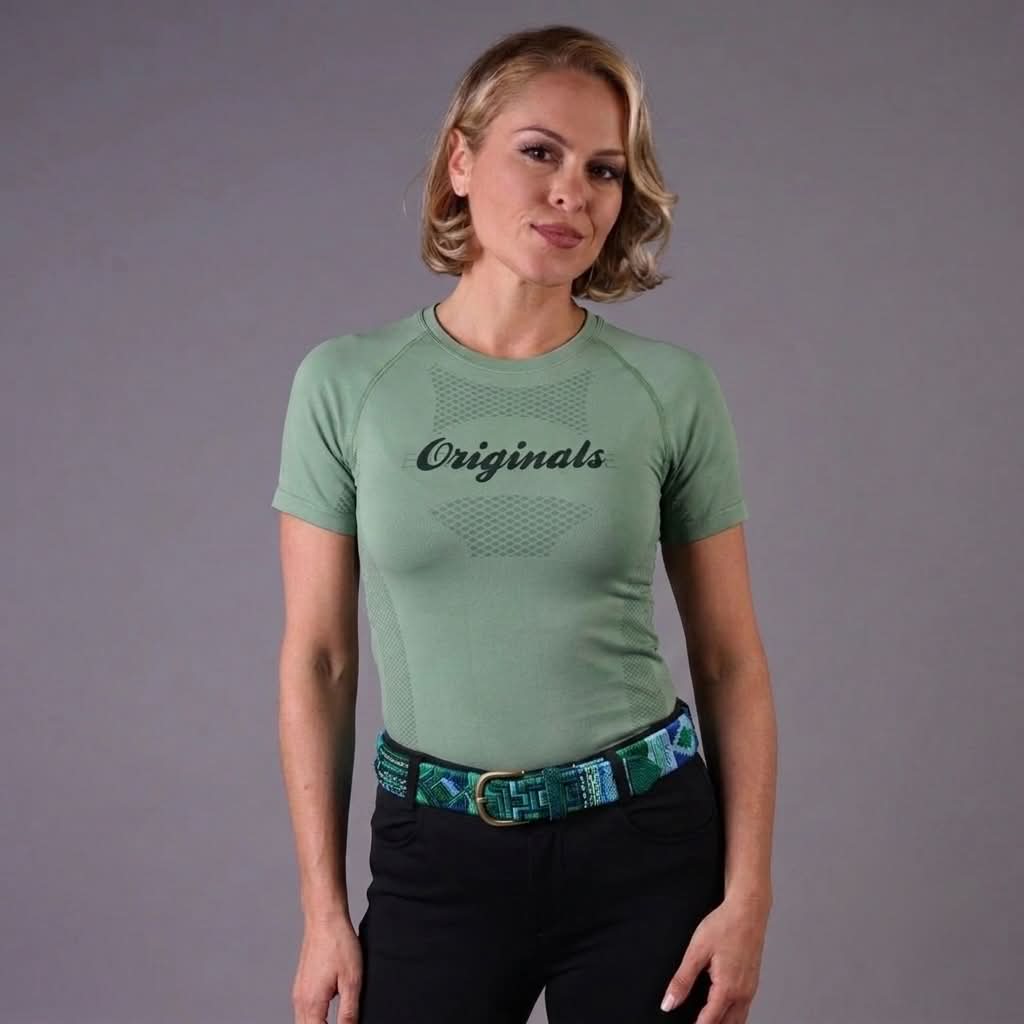 EQUITHÈME  Elena Seamless Short Sleeve Riding Shirt